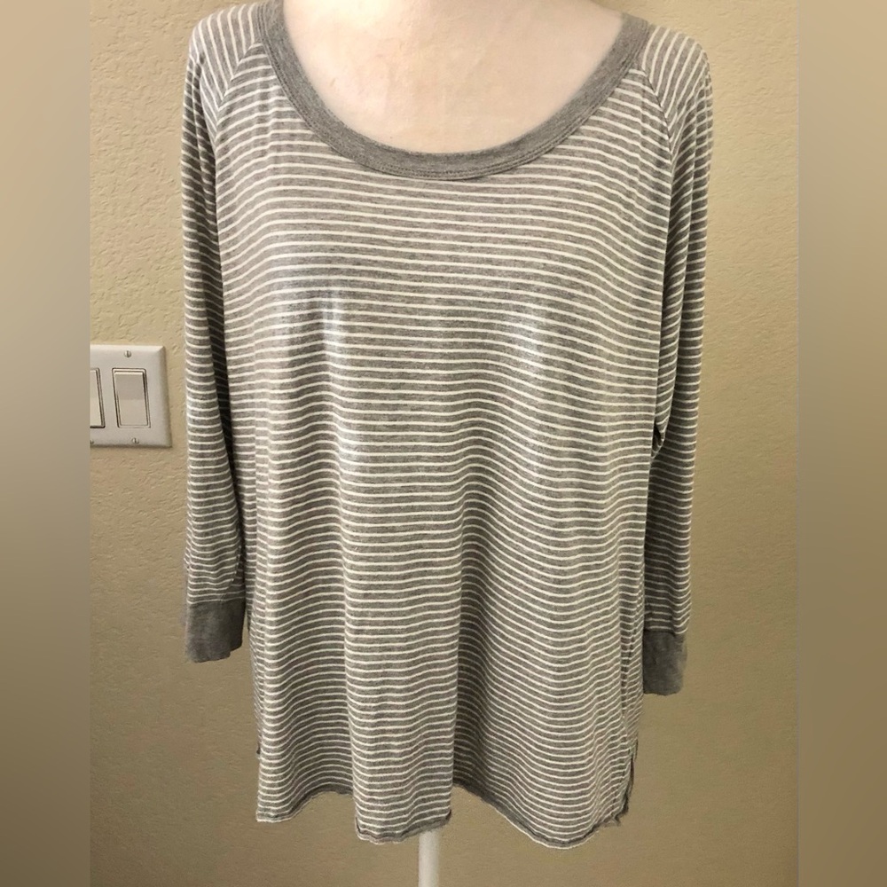 James Perse Gray and White Striped 3/4 Sleeve Tee Shirt